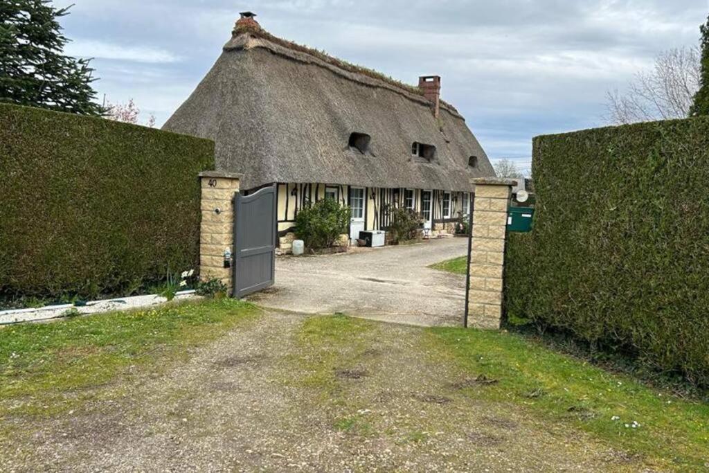Chaumiere De Charme Cosy Villa Saint-Eloi-de-Fourques Exterior photo