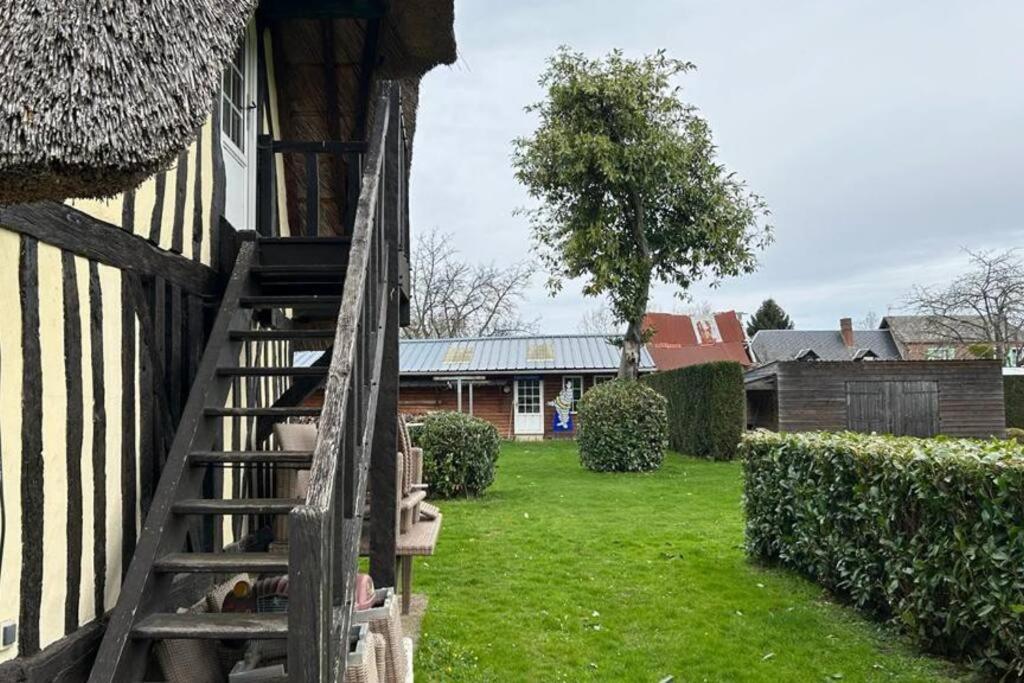 Chaumiere De Charme Cosy Villa Saint-Eloi-de-Fourques Exterior photo